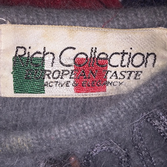 Super soft fuzzy sweater - Picture 3 of 4